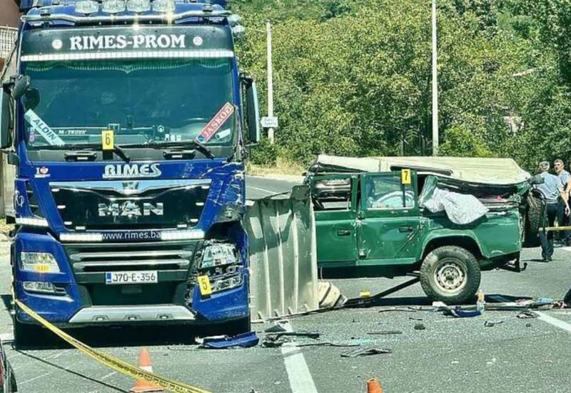 Kod Konjica se sudarili kamion i dva vozila: Ženska osoba zadobila teške tjelesne ozljede