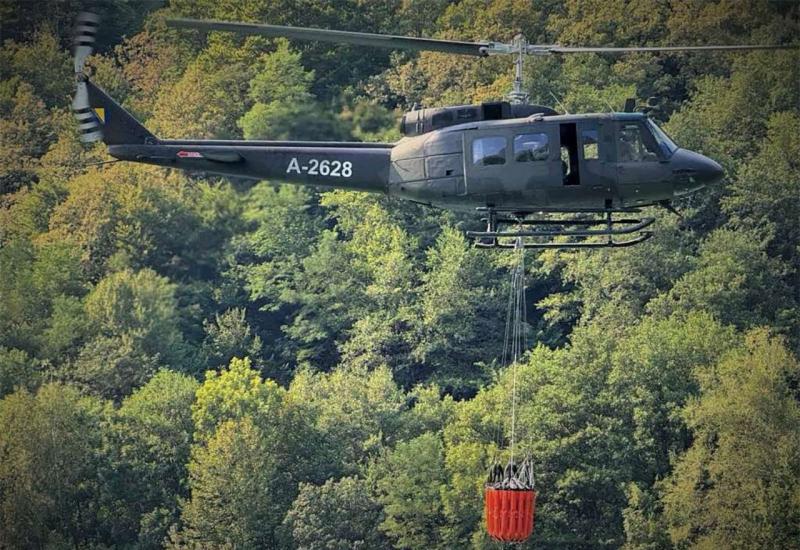 Helikopteri će gasiti požar i na Ponijerima