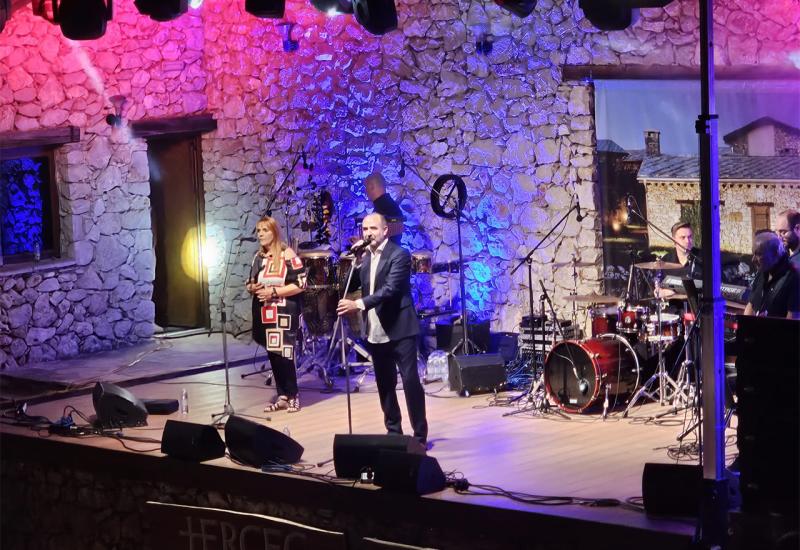 Kralj zabave Dražen Zečić održao koncert u Međugorju