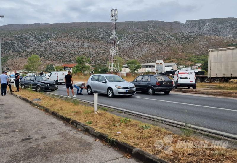 Prometna na Bišću - Sudarila se dva Golfa