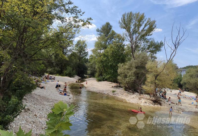 Nedjelja na kupalištu Buna: Radovi ne ometaju kupače