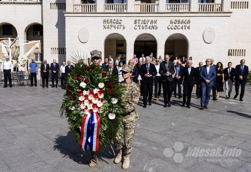 FOTO | 31. obljetnica utemeljenja HR Herceg - Bosne: Odgovor je jasan, hrvatski narod je tu