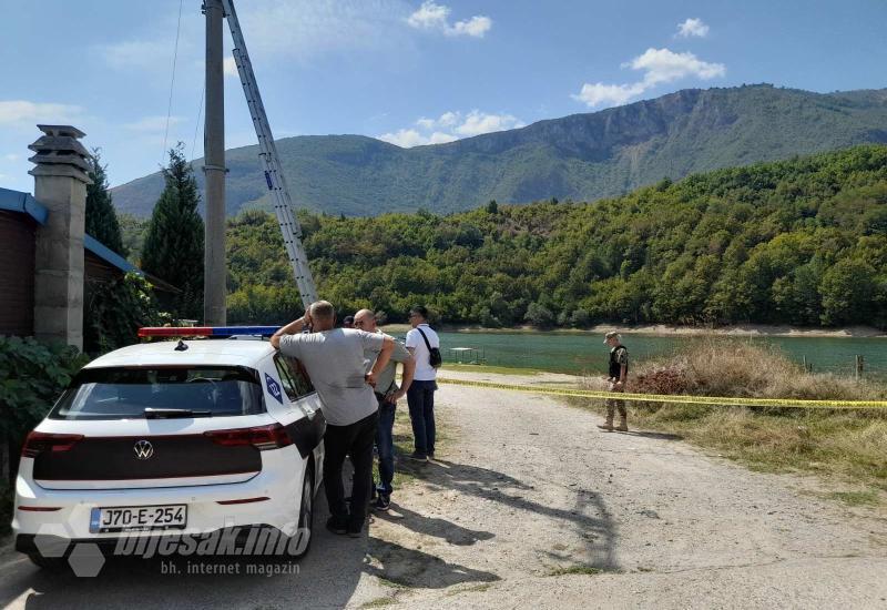 FOTO/VIDEO | Bljesak.info u Buturović polju na mjestu pada helikoptera