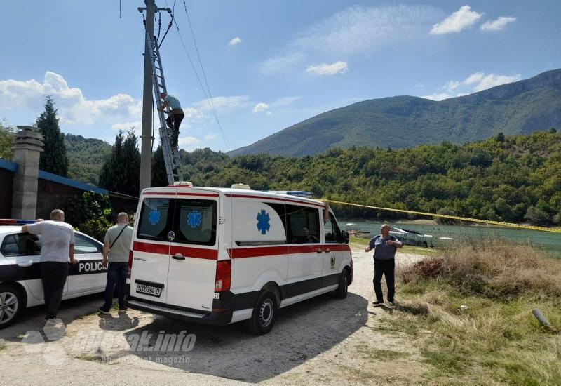 FOTO/VIDEO | Bljesak.info u Buturović polju na mjestu pada helikoptera