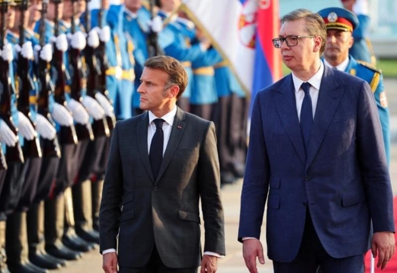 Francuski predsjednik Emmanuel Macron i srbijanski predsjednik Aleksandar Vučić - Macron stigao u Srbiju 