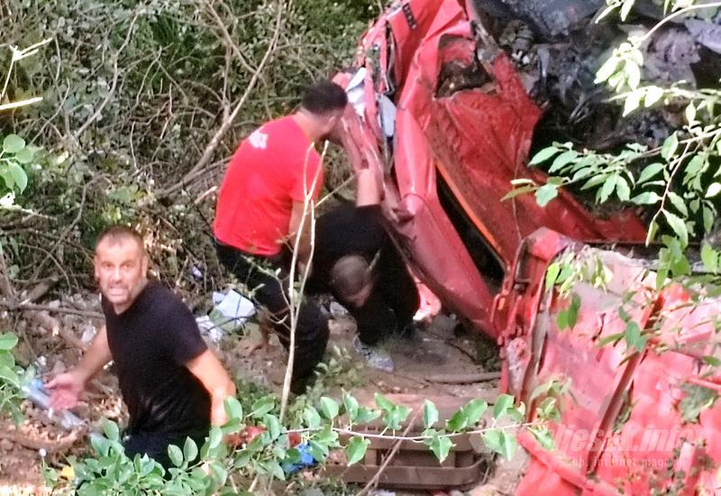 FOTO | VIDEO – Priča o herojima koji su spašavali vozača kamiona