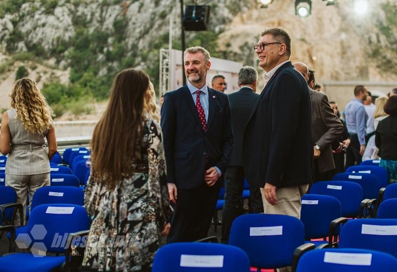 FOTO | Na otvaranju mosta ''Hercegovina'' političari, direktori, zastupnici...