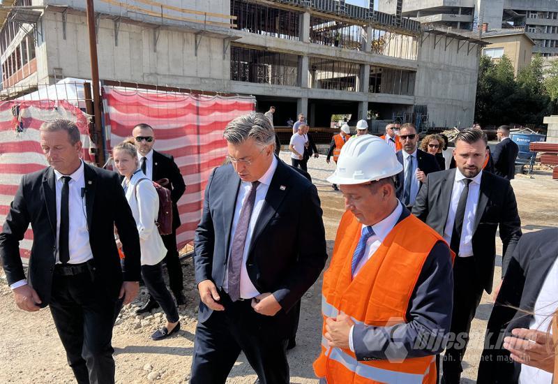 VIDEO Plenković na gradilištu nove zgrade HNK u Mostaru