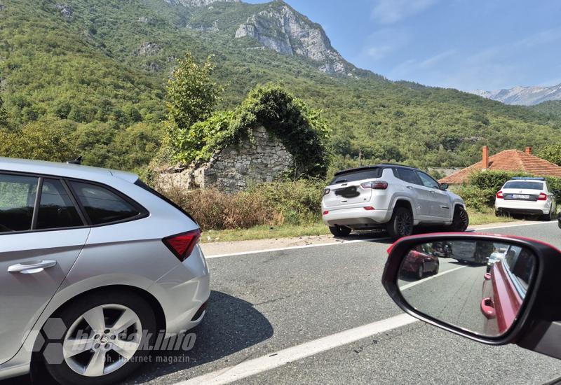 Prometna u Grabovici - Sudarili se kamion i osobno vozilo