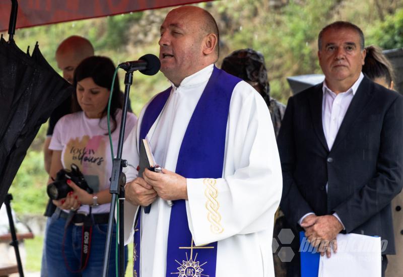 FOTO Zločin u Grabovici: Godišnjice se broje, pomaka u olakšanju boli nema