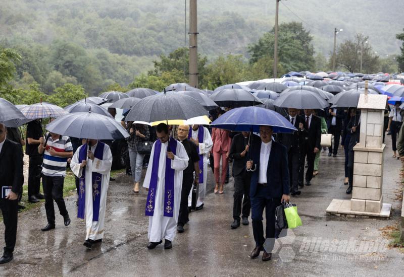  31. godišnjica zločina nad hrvatskim civilima u selu Grabovica - Zločin u Grabovici: Godišnjice se broje, pomaka u olakšanju boli nema