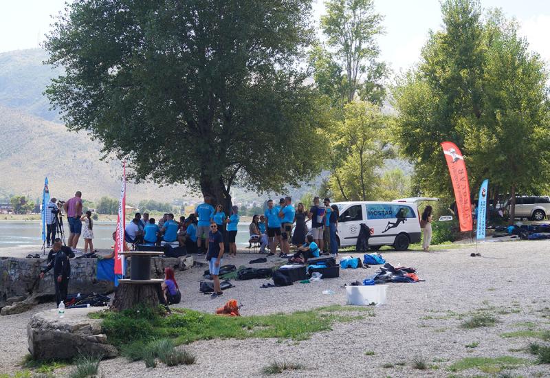 U subotu su članovi i volonteri Ronilačkog kluba Mostar očistili veliki dio mostarskih plaža na Mostarkom jezeru - Očišćen velik dio plaža na Mostarskom jezeru