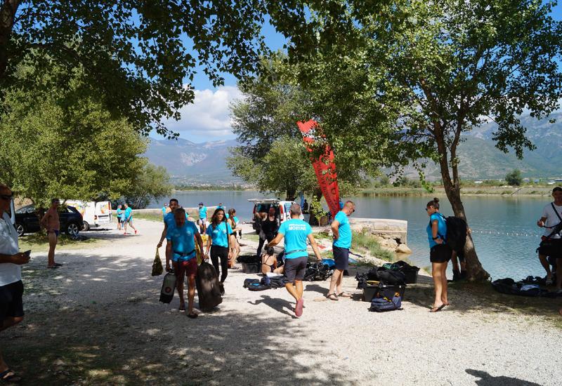 U subotu su članovi i volonteri Ronilačkog kluba Mostar očistili veliki dio mostarskih plaža na Mostarkom jezeru - Očišćen velik dio plaža na Mostarskom jezeru