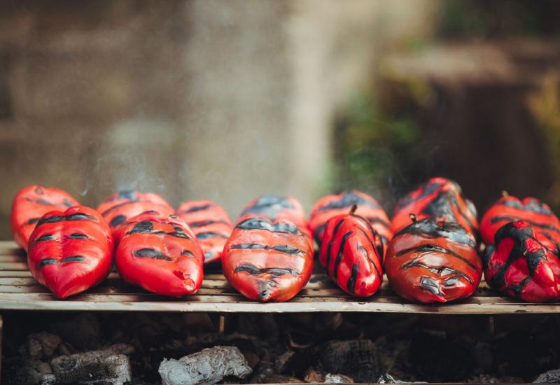 Trikovi za jednostavno guljenje pečenih paprika