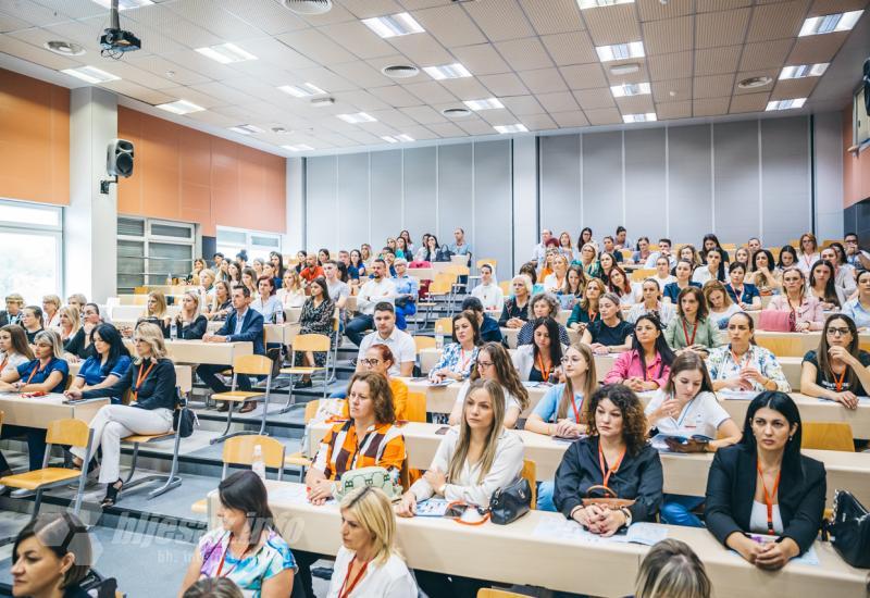 Međunarodni Simpozij u Mostaru: Kako obrazovati medicinske sestre u skladu sa zdravstvenim normativima?