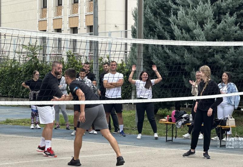 FOTO | Mostarski gospodarstvenici odmjerili snage na sportskim susretima