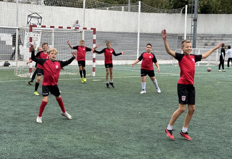 FOTO | Mostarski gospodarstvenici odmjerili snage na sportskim susretima