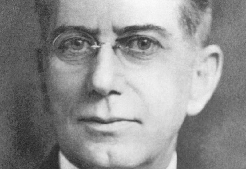 David Dunbar Buick (17. rujna 1854. - 5. ožujka 1929.) - David Dunbar Buick, osnivač najstarije postojeće automobilske marke u SAD-u