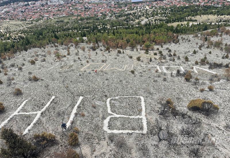 Obnavlja se poruka iznad Mostara