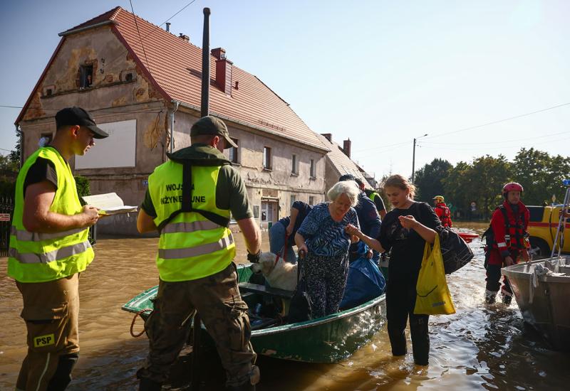 Dvadeset ljudi poginulo u poplavama u Europi: Evakuacija ljudi u Poljskoj 