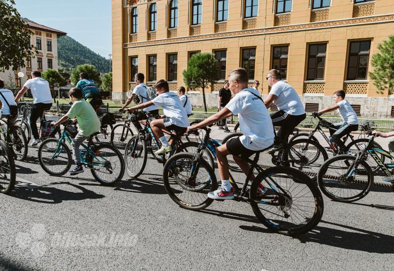 Mostarska biciklijada nije razočarala: Pridružio se i veliki broj djece 