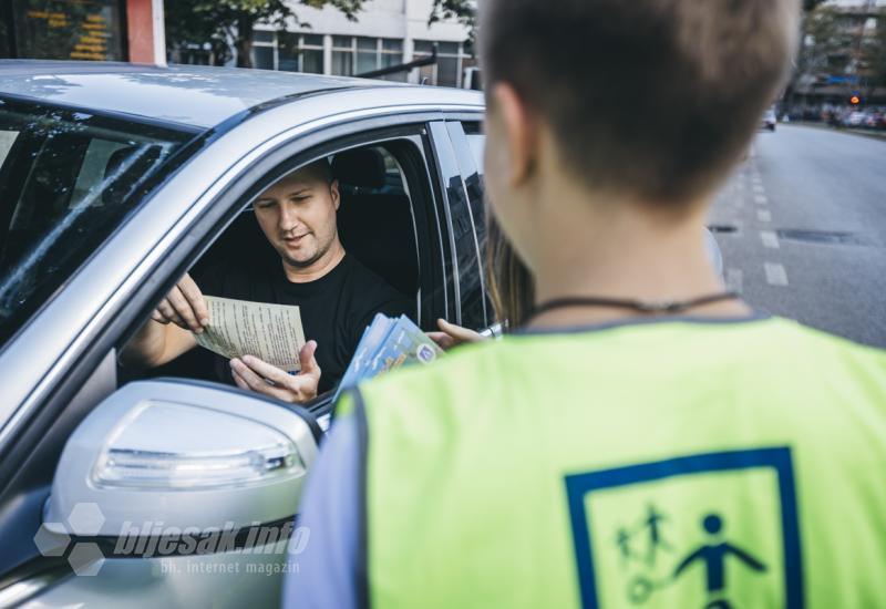 FOTO | ''Čuvajte nas, pazite nas jer znakovi su premalo'' - Počela je školska godina, oprezno na cesti