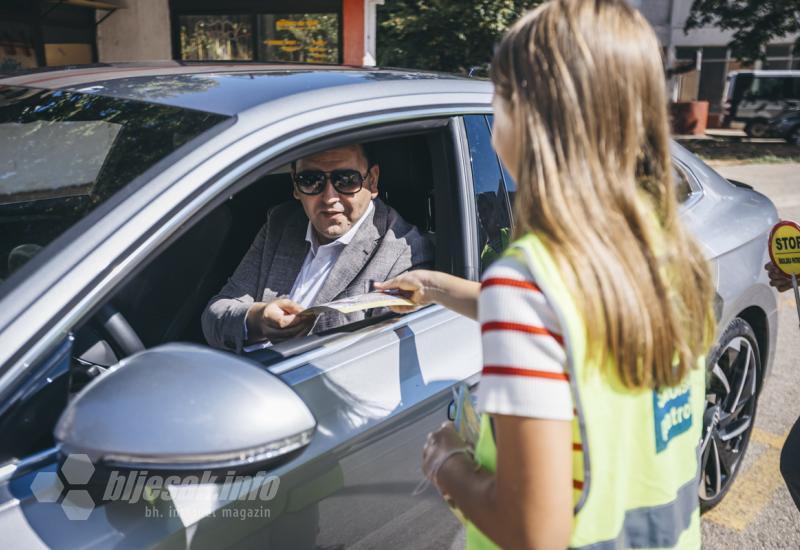 FOTO | ''Čuvajte nas, pazite nas jer znakovi su premalo'' - Počela je školska godina, oprezno na cesti