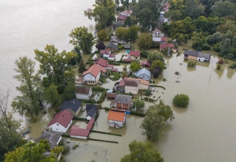 Vrh vodenog vala Dunava ušao u Hrvatsku - Vrh vodenog vala Dunava ušao u Hrvatsku