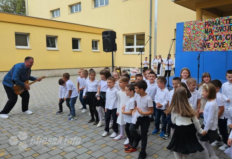 FOTO | U Čapljini proslavljen Dan škole: O. Š. Vladimira Pavlovića pohađa 1.045 učenika