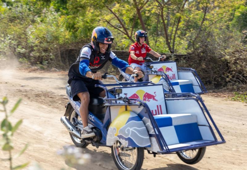 Jorge Martin i Pedro Acosta zamijenili motocikle rikšama i utrkivali se