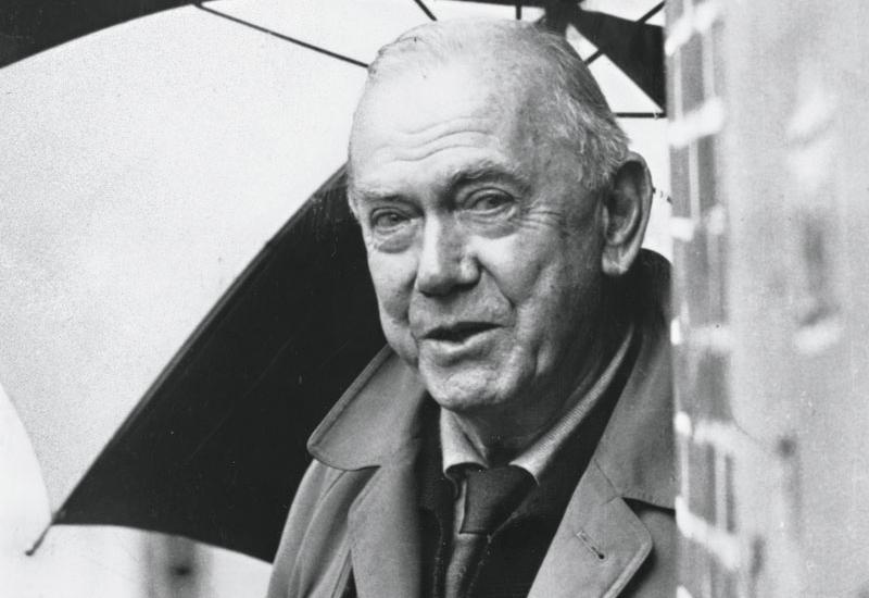 Graham Greene (Berkhamsted, 2. listopada 1904. – Vevey, 3. travnja 1991.) - Graham Greene, veliki pisac kojega je Andrić pobijedio u utrci za Nobelovu nagradu