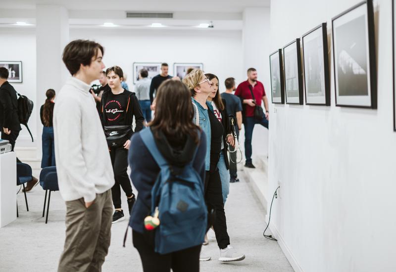 Fotoklub Mostar organizirao izložbu fotografija Mary Crnković Pilaš