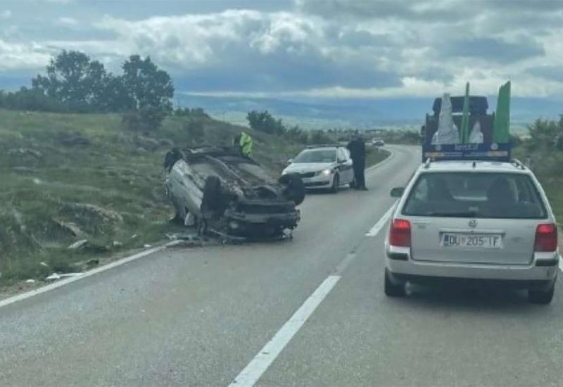 U nesreći kod Žepča ozlijeđene dvije osobe,  prevezene u KBZ