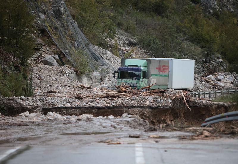 FOTO&VIDEO Apokaliptične scene: Prve fotografije s područja pogođenog klizištima