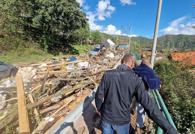 Svi koji žele pomoći, neka to rade preko Stožera