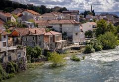 Neretva u Mostaru - stanje je za sada pod kontrolom