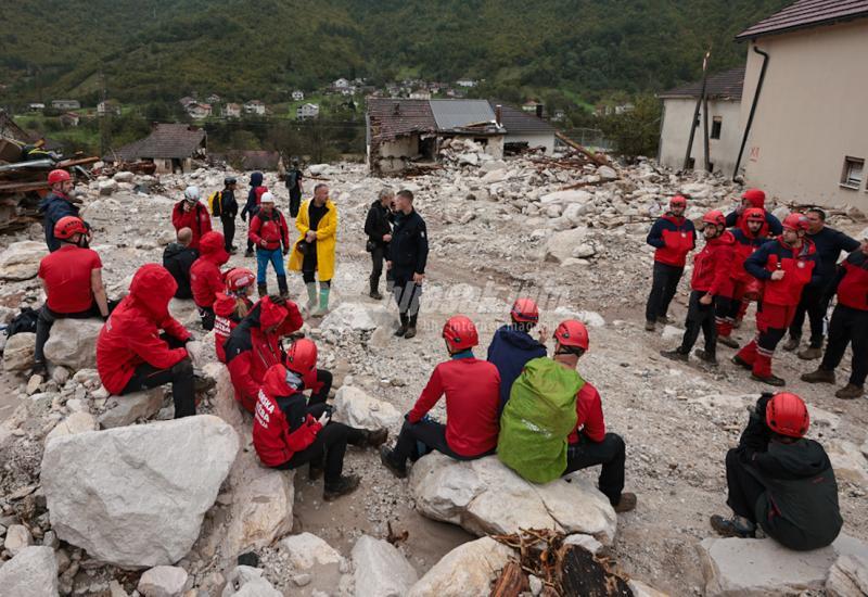 FOTO-GALERIJA IZ JABLANICE: Vremena za osvrtanje unatrag nema