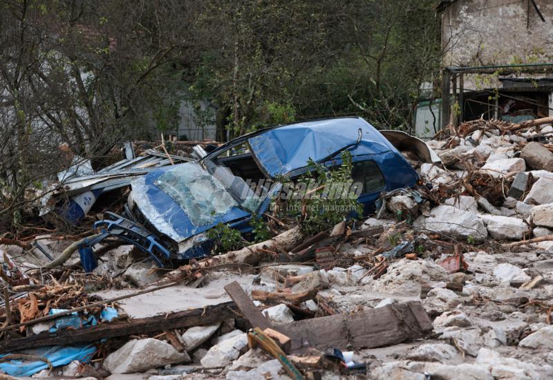 FOTO-GALERIJA IZ JABLANICE: Vremena za osvrtanje unatrag nema