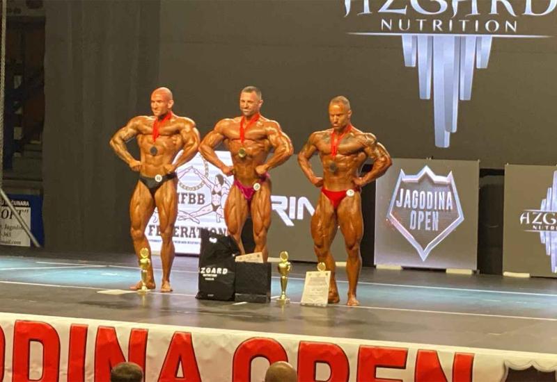 Nova zlatna medalja za Darku Knezovića u bodybuildingu