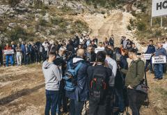 FOTO | U Mostaru organiziran prosvjed zbog solara: ''Ne želimo sudbinu Donje Jablanice''