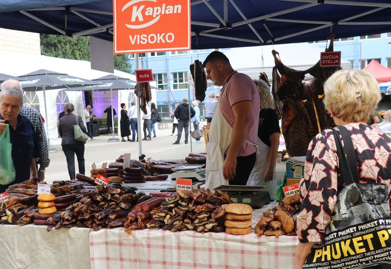 Velik broj izlagača s bogatom ponudom autohtonih proizvoda i ove godine u Stocu