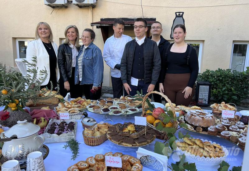 FOTO Srednjoškolci obilježili Dane kruha u Mostaru