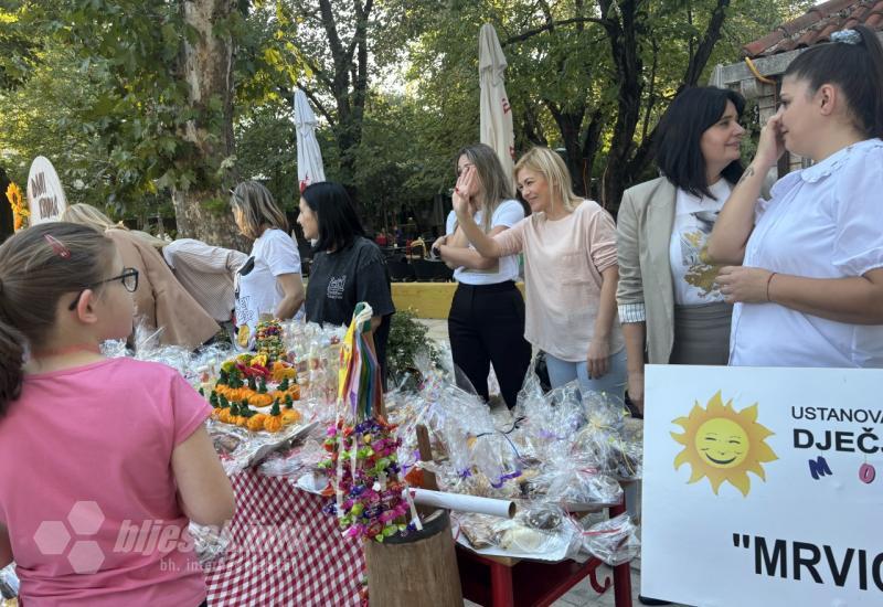 Kruh kao simbol solidarnosti: Djeca Mostara pomažu nastradale vrtiće