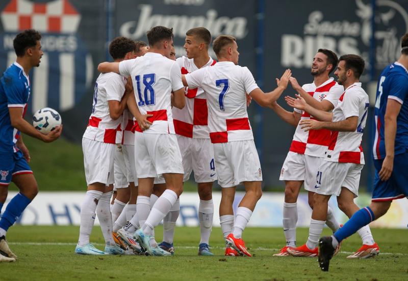 Hrvatska bolja od Grčke, ali mora u play off