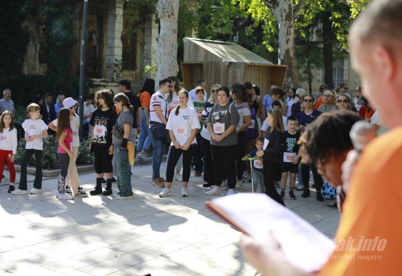 FOTO | Mostarci trčali i šetali s ciljem podizanja svijesti o multipla sklerozi