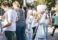 FOTO | Bili smo na Danima kruha u Ilićima: Šaroliki štandovi i najslađi prodavači 