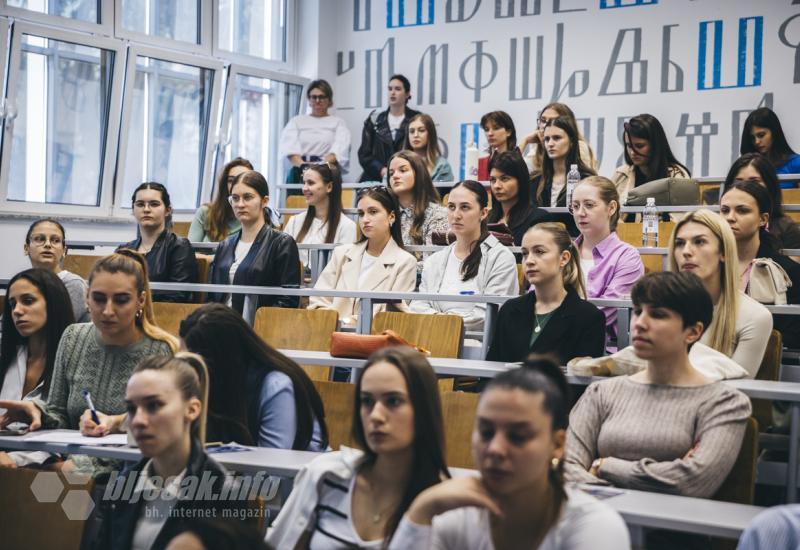 Informativna sesija o projektu YourJob u Mostaru  - FOTO | Mladi okupljeni oko istog cilja - pronalaska posla 