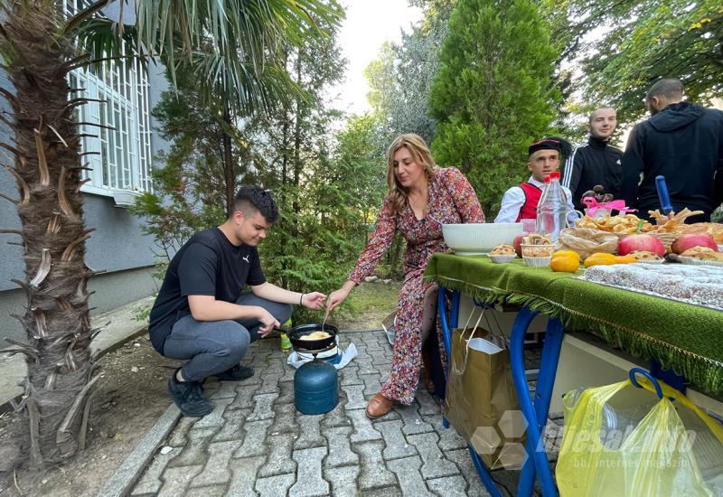 Dani kruha u Srednjoj prometnoj školi Mostar - Dani kruha u Srednjoj prometnoj školi Mostar - Zajedništvo, zabava i miris uštipaka