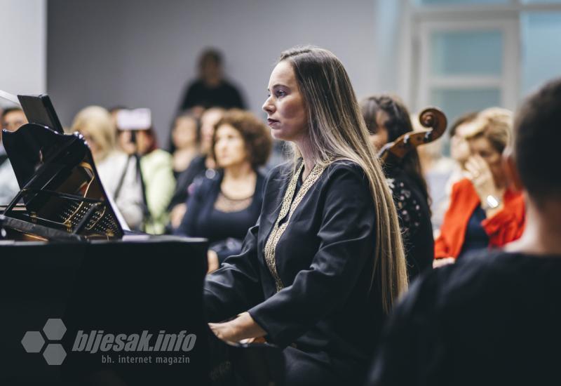 Glazbeno-poetska večer povodom 600 godina od rođenja kraljice Katarine Kosače Kotromanić - FOTO | U Mostaru obilježena 600. godišnjica od rođenja kraljice Katarine