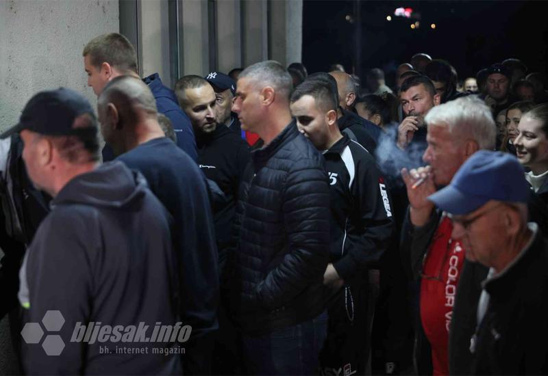 FOTO | Zabrinuti mještani Jablanice se sastali s načelnikom: Kako dalje?